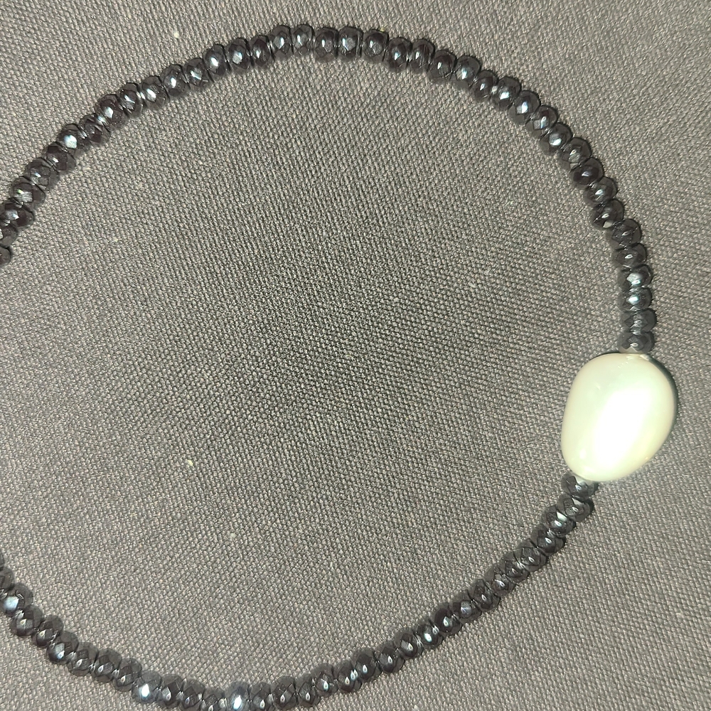 Hematite And Freshwater Pearl Beaded Bracelet